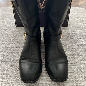 Vince Camuto Signature black leather calf height boots.